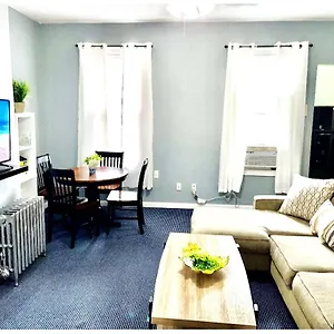 3-bedrooms-1-bath-apt-10-min-to-manhattan.us-newyorkcity.com/